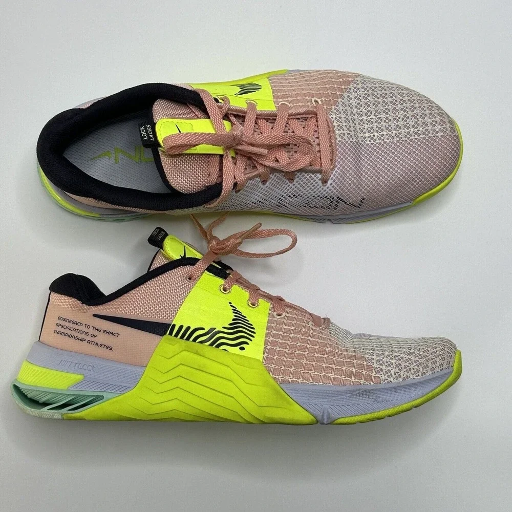 Nike Women's Size 9 Metcon 8 Arctic Orange‎ Volt DO9327-800 Training Shoes